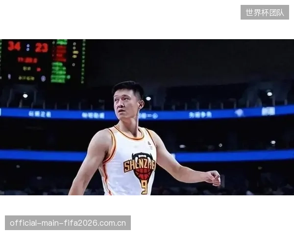 广东男篮功勋队长周鹏以老将底薪重返东莞,补强防守深度。 广东男篮功勋队长周鹏以老将底薪重返东莞,补强防守深度。